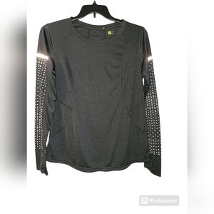 Xersion XL Men's polyester long sleeve black shirt